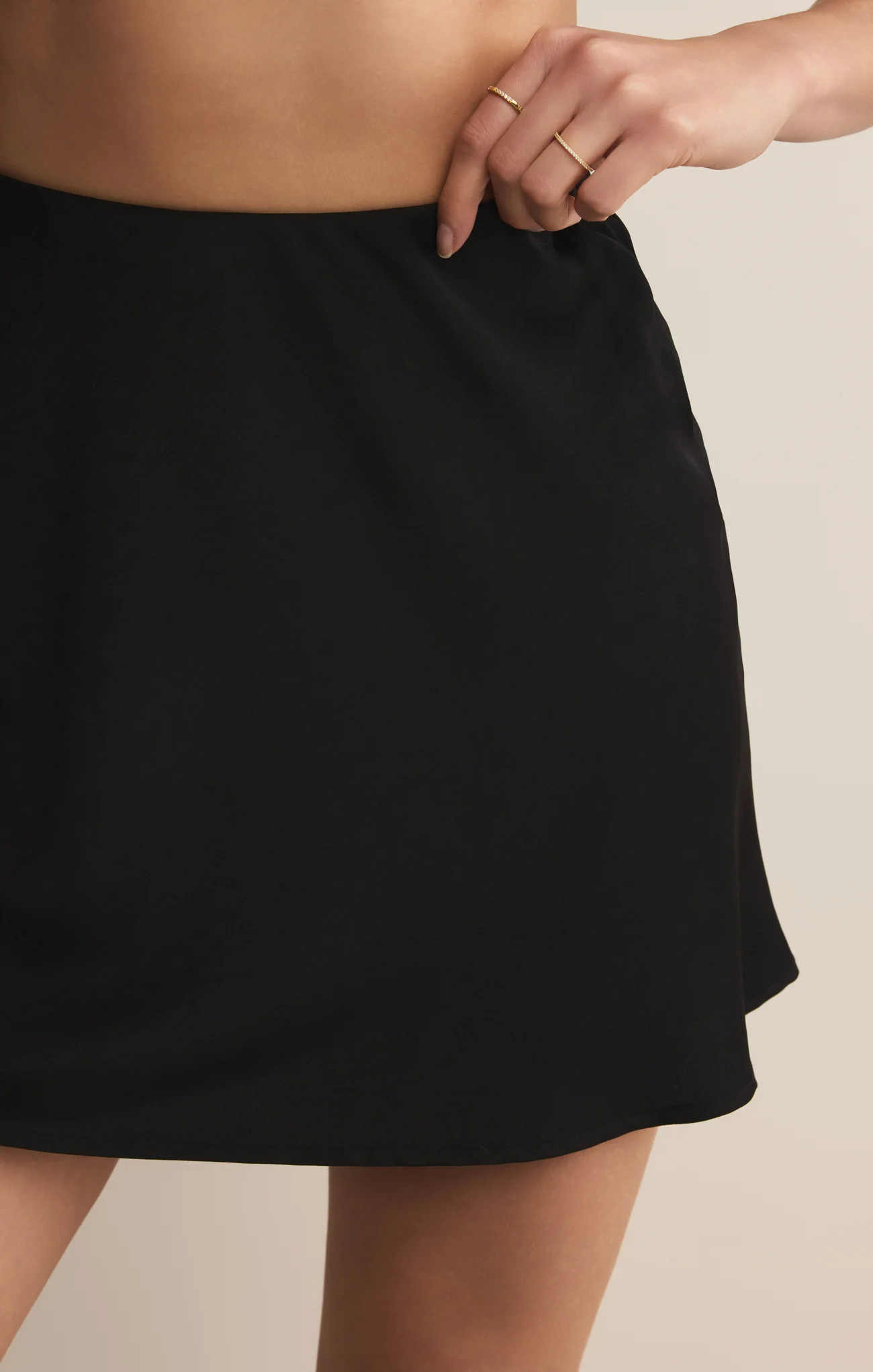 Chablis Satin Mini Skirt - Image 17