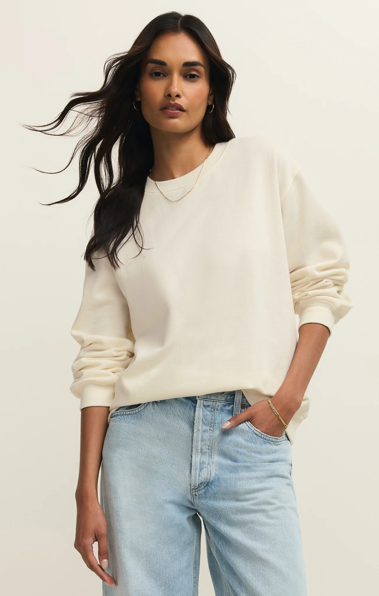 Classic Boyfriend Sweatshirt - Image 20