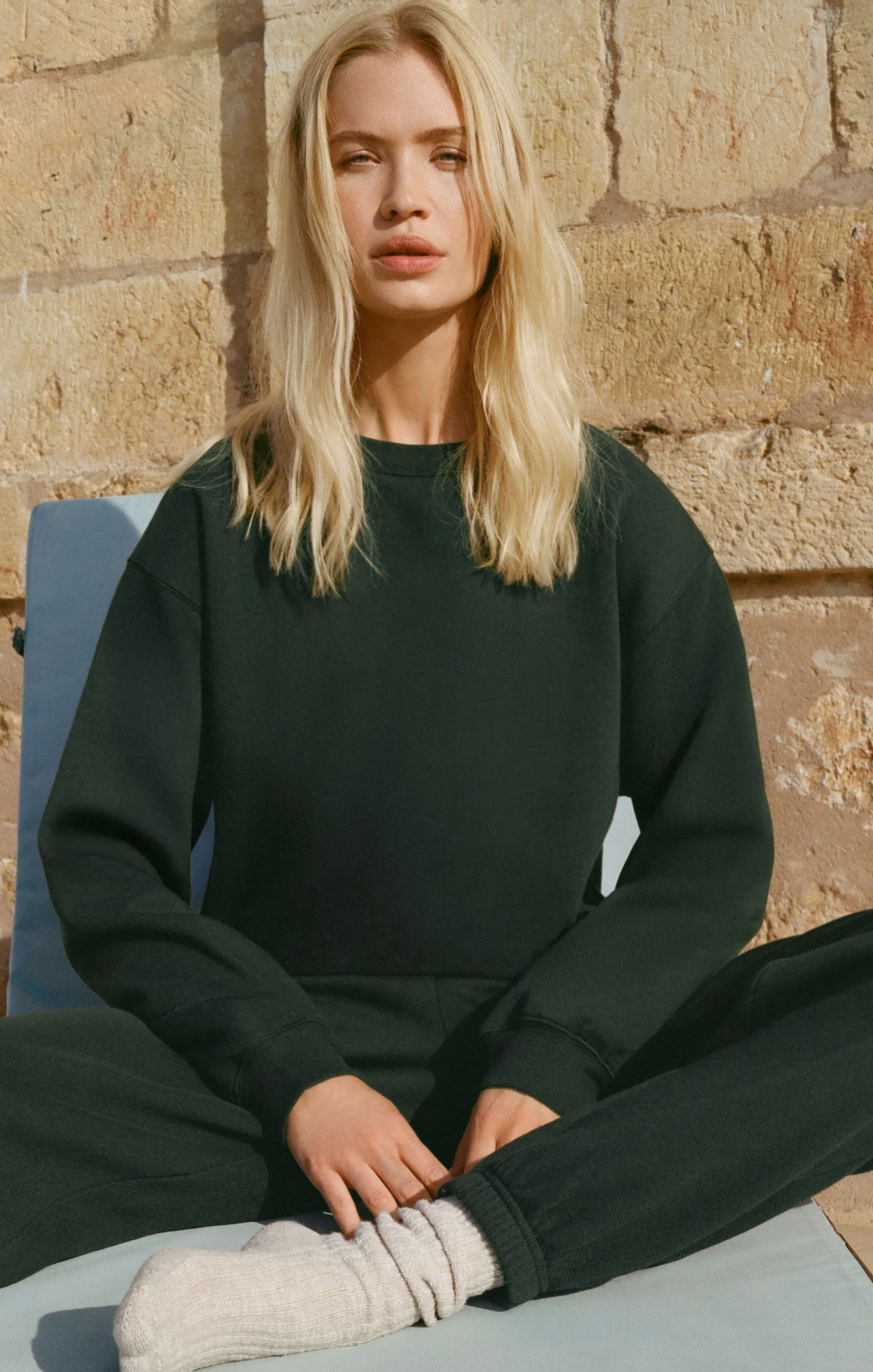 Classic Boyfriend Sweatshirt - Image 34