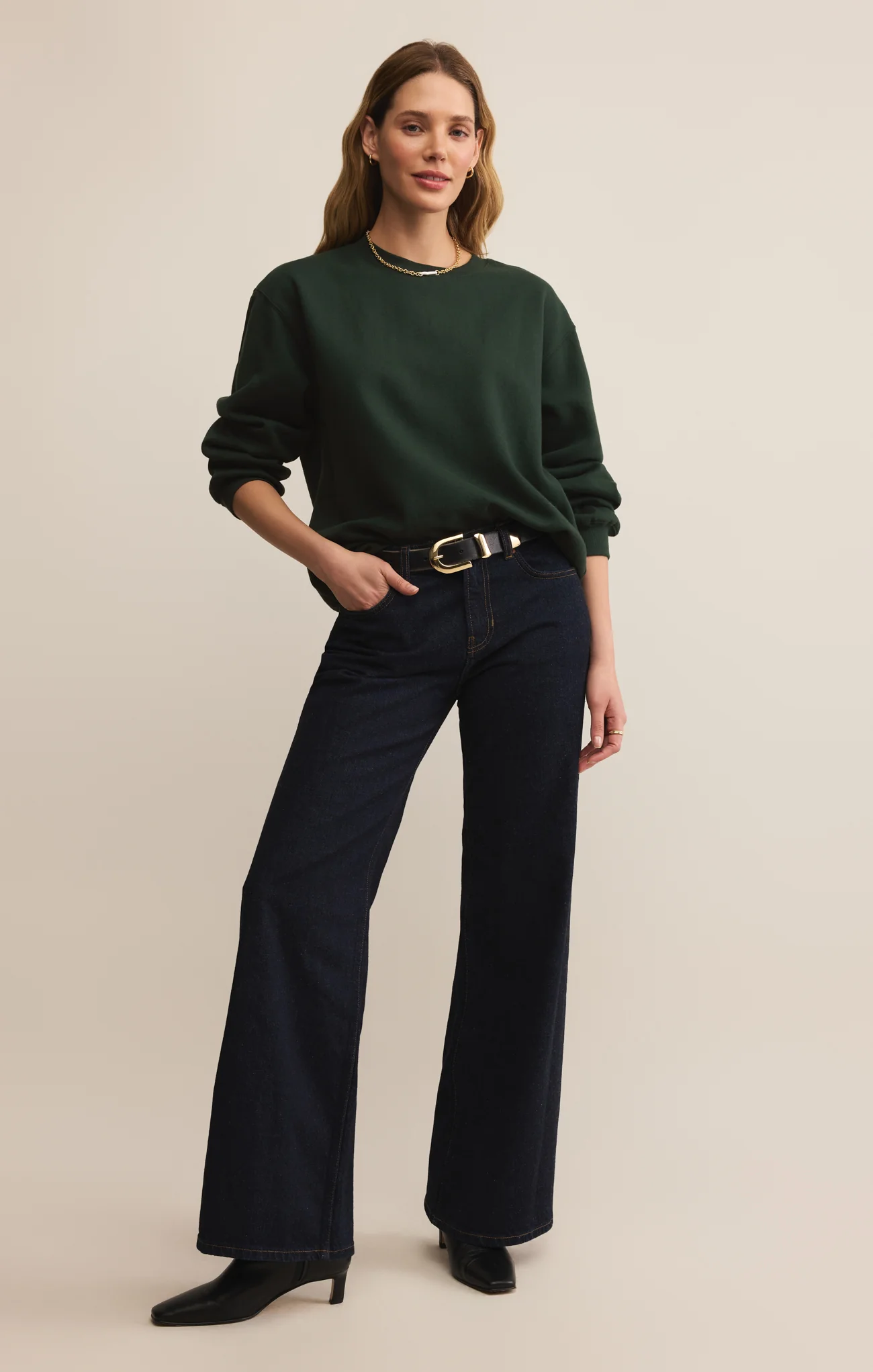 Classic Boyfriend Sweatshirt - Image 39