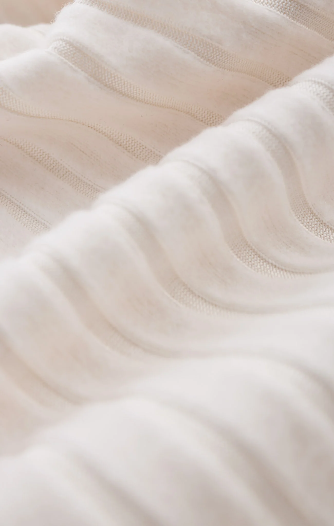 Dawn Smocked Silky Rib Short - Image 88