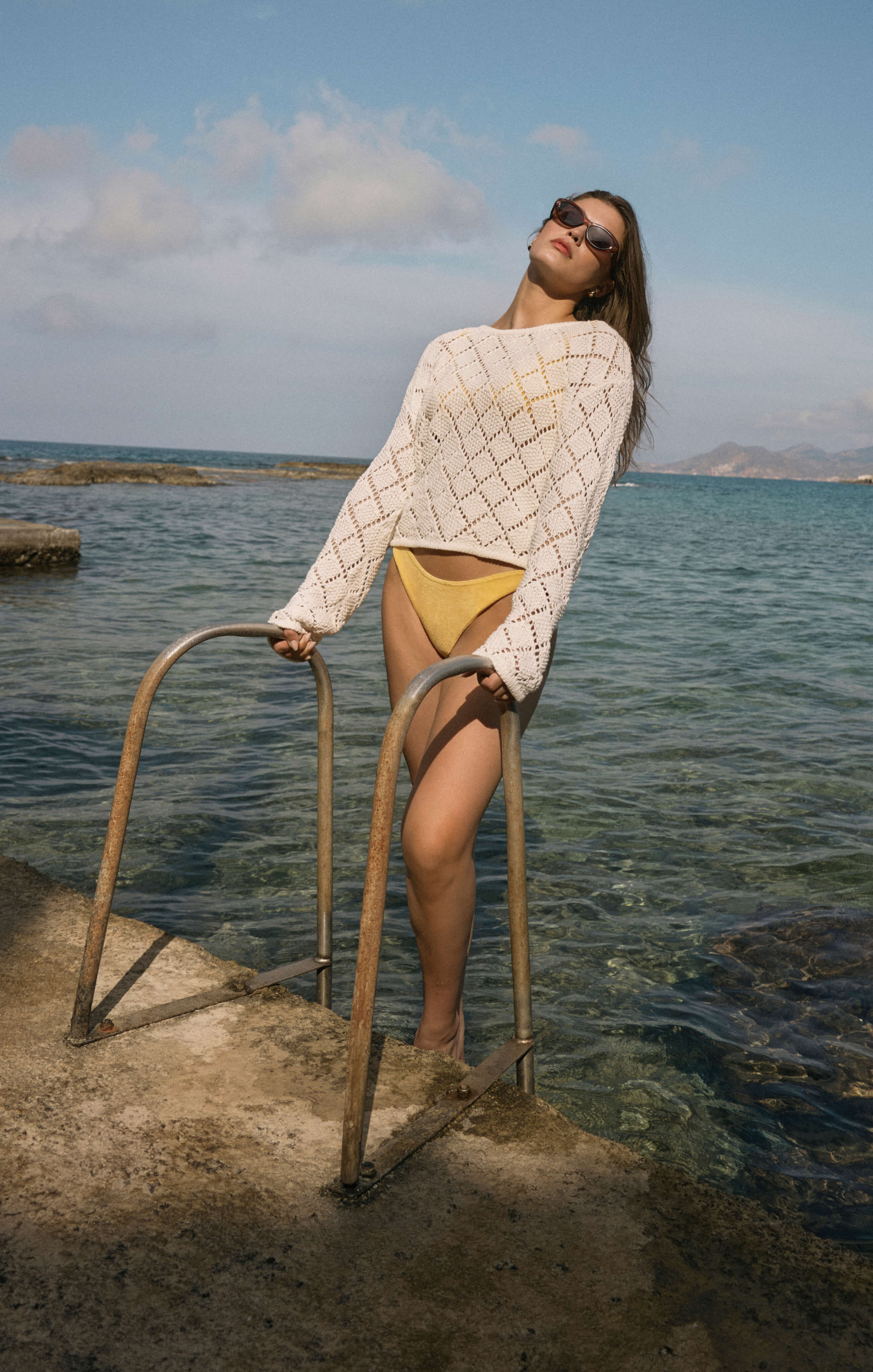 Hullen Diamond Crochet Sweater - Image 12