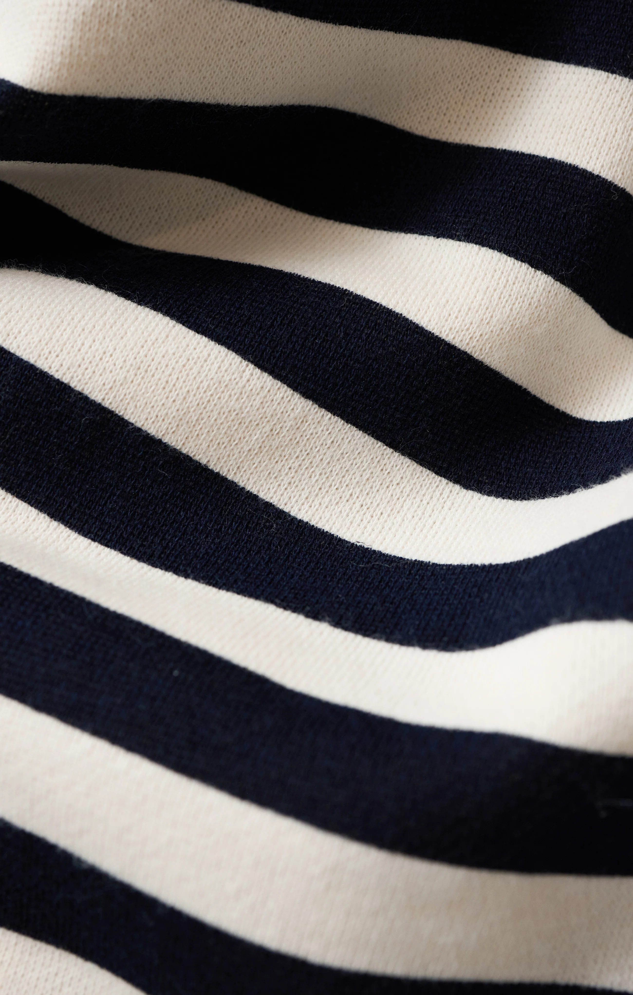 Low Key Stripe Short - Image 5