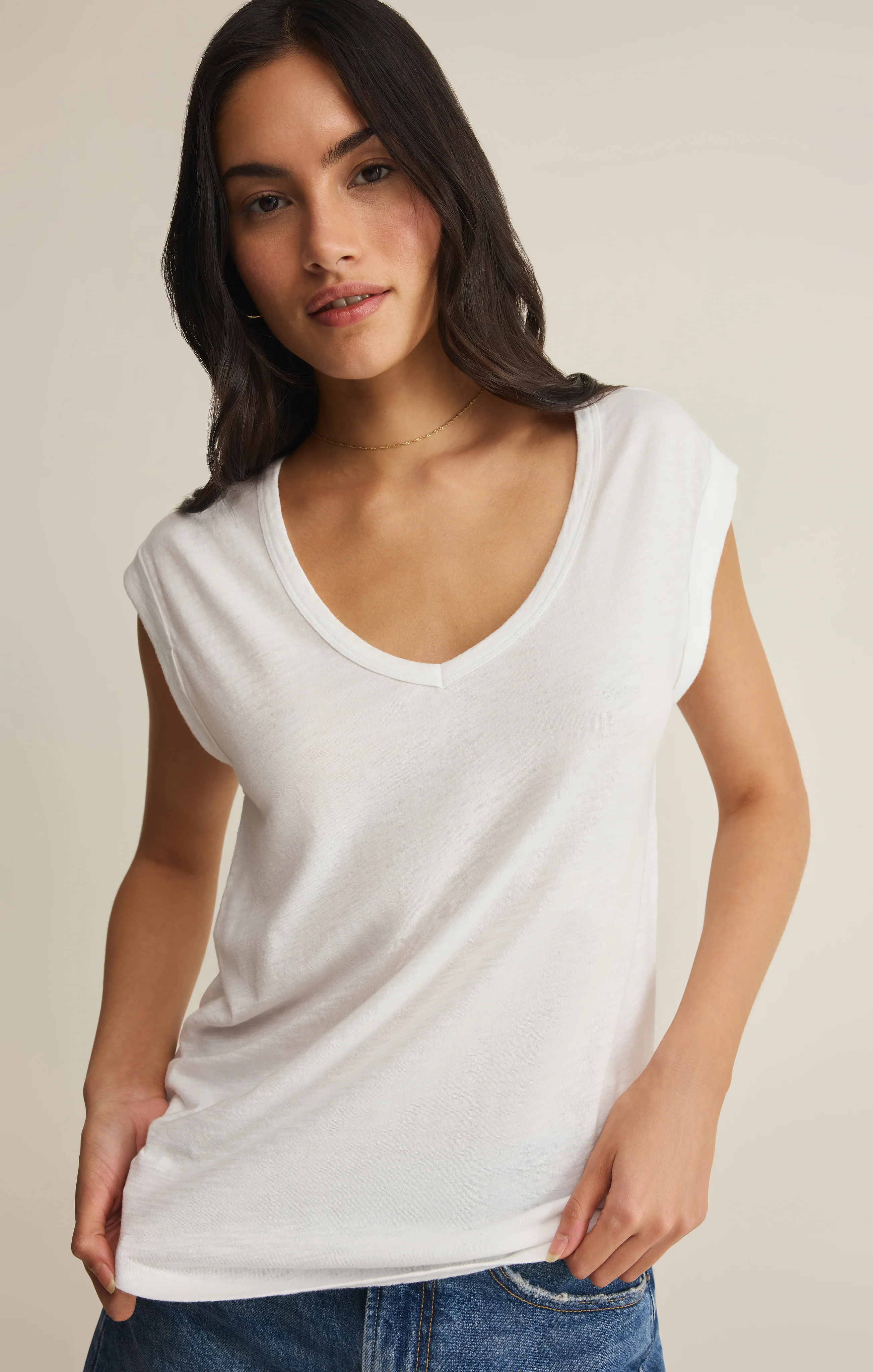 Per Diem V-Neck Tee - Image 17