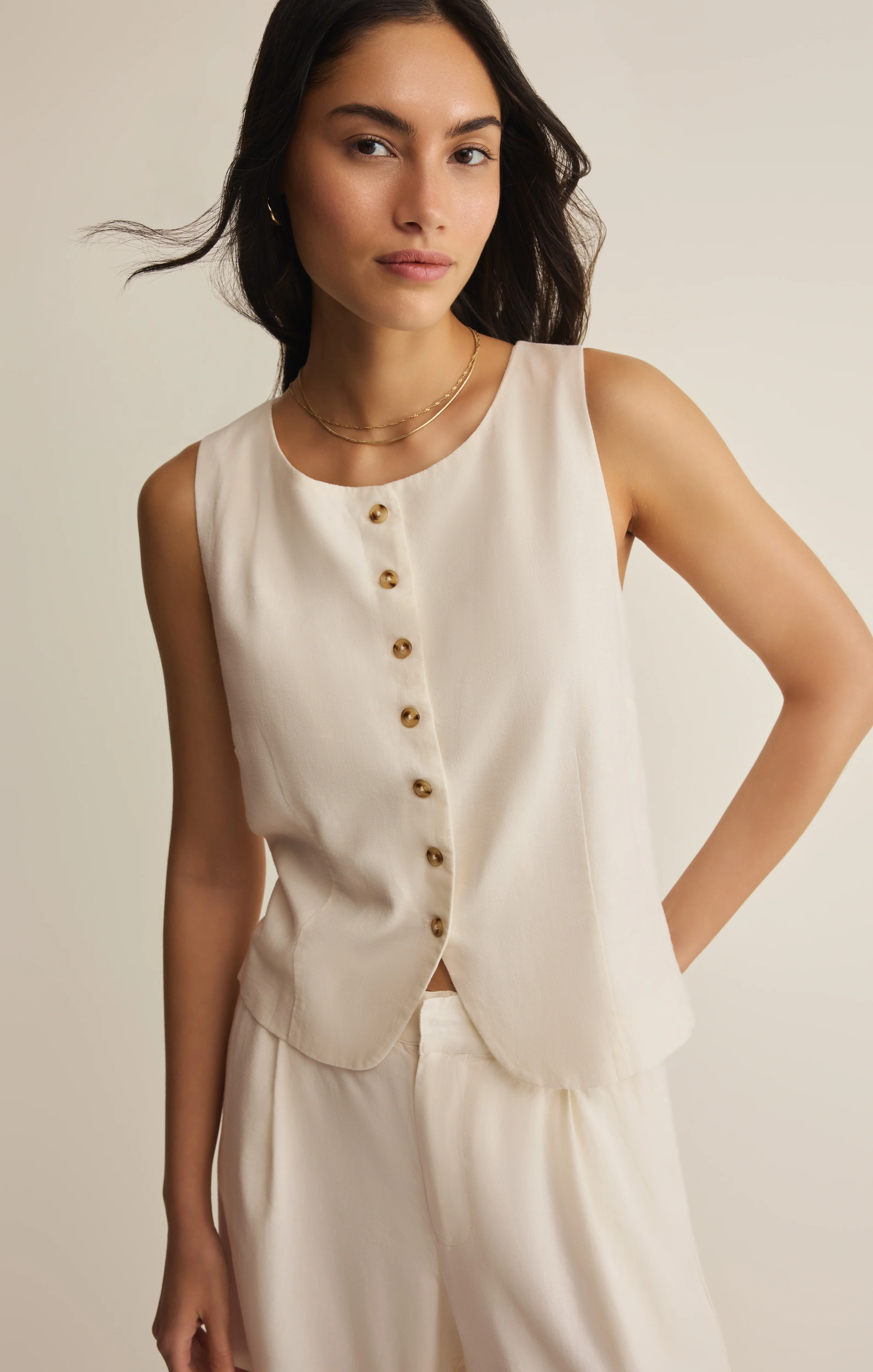 Roman Linen Vest - Image 18