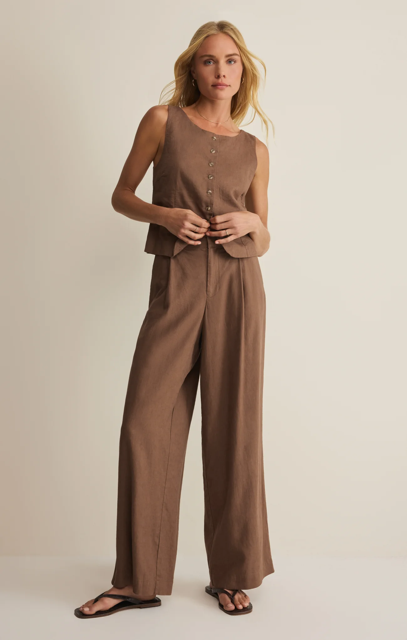 Roman Linen Vest - Image 22