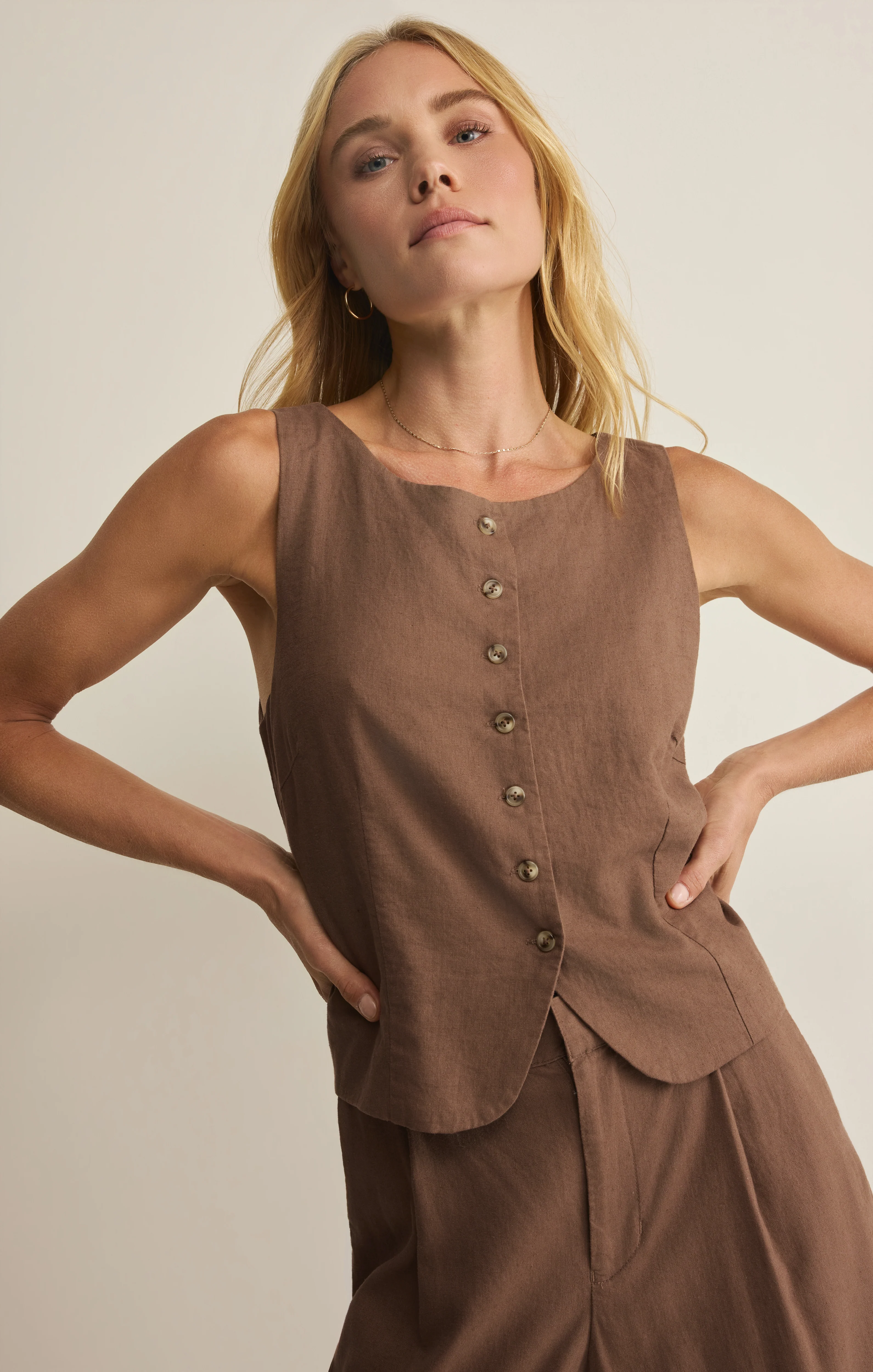 Roman Linen Vest - Image 26