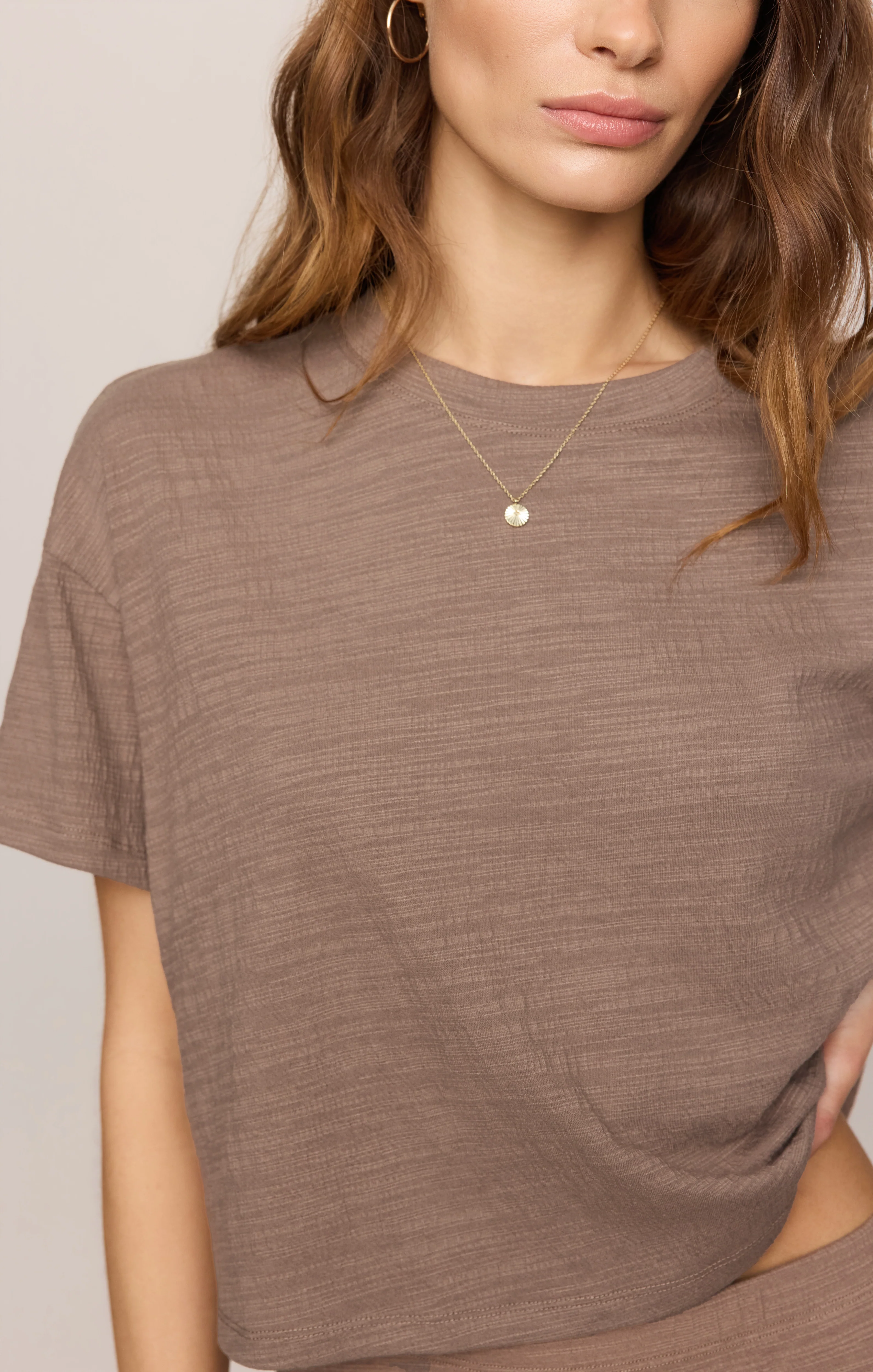 Sway Textured Cropped Tee - Image 4