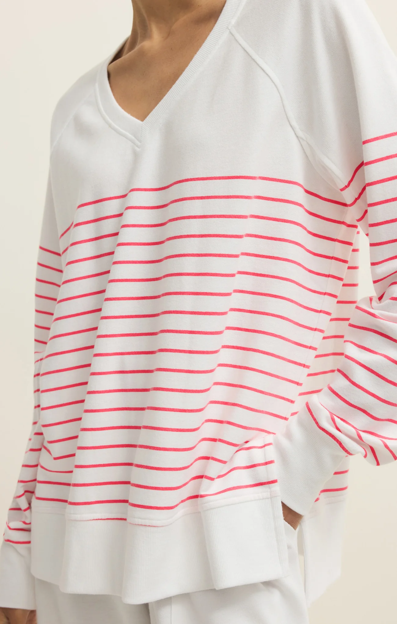 Weekender Stripe V-Neck - Image 10
