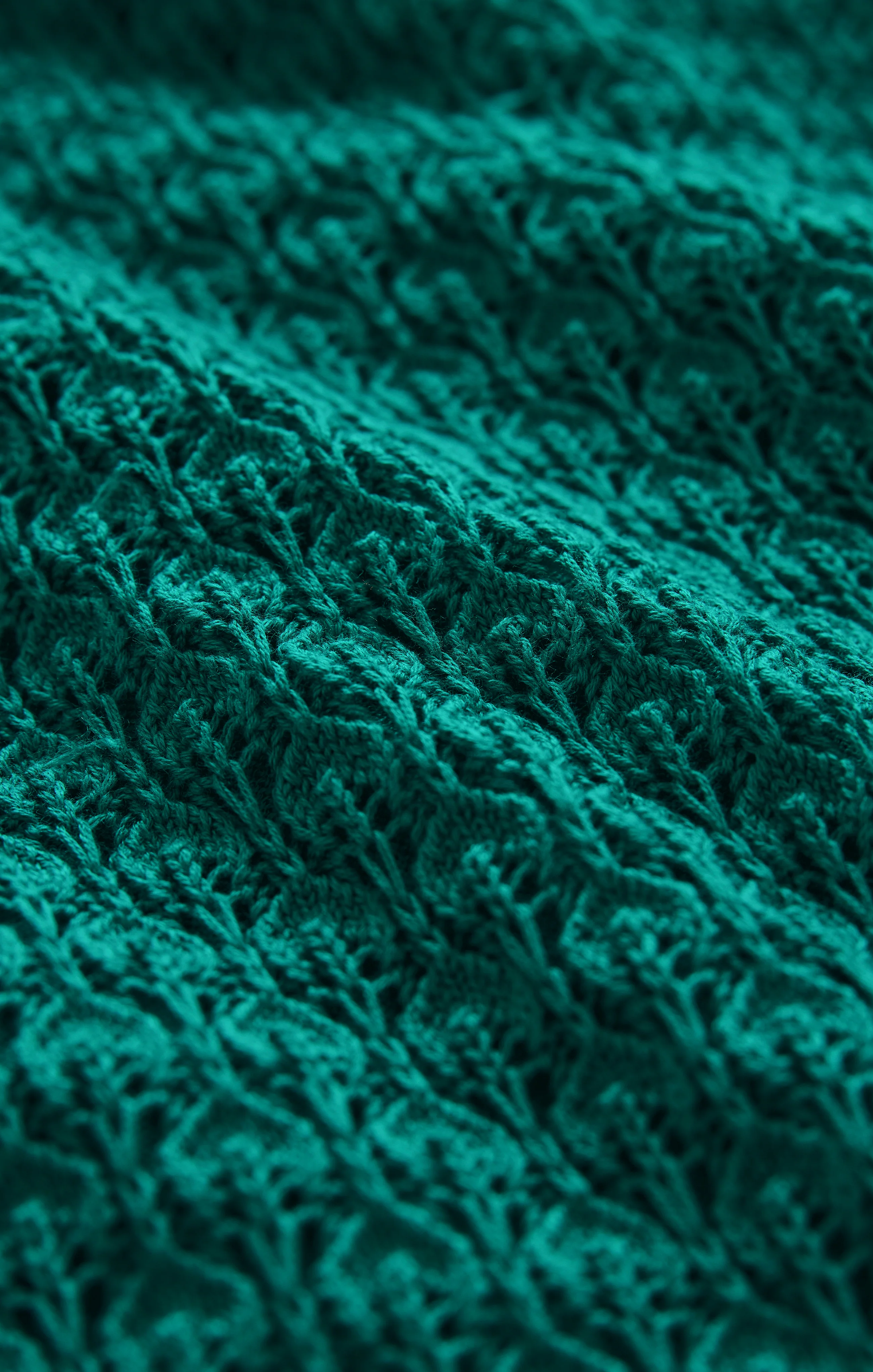 Windswept Crochet Cropped Top - Image 4